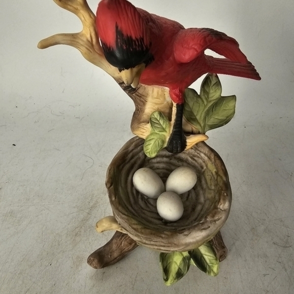 Ceramic Cardinal on a branch‎ with eggs in a nest - Picture 4 of 8